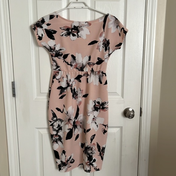 Floral Maternity/Nursing Dress | PinkBlush | Small - Picture 3 of 4
